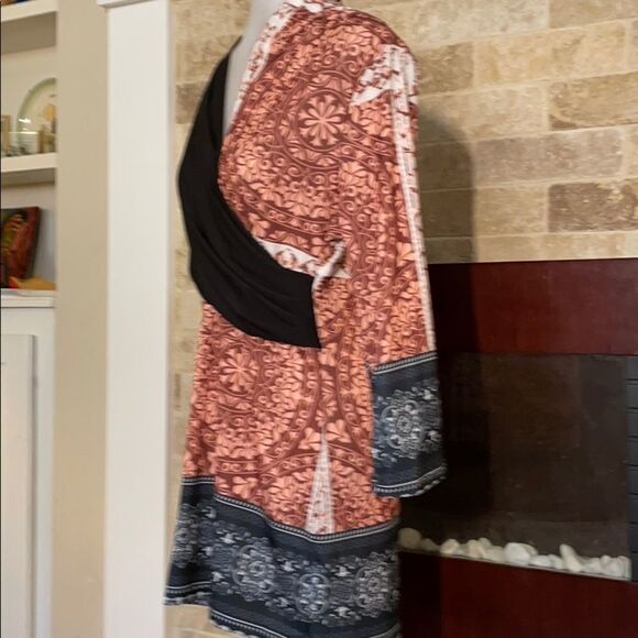 Lily by Firmiana stretch top - Picture 4 of 7